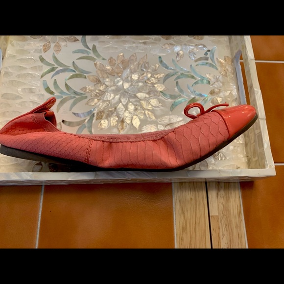 Wanted Gilmer Coral Ballet Flats with Coral Patent Leather Toe, Heel Pull & Bow - Picture 6 of 8
